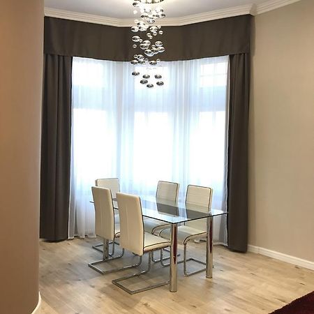 Gozsdu Glamour Apartment Budapest Exterior foto