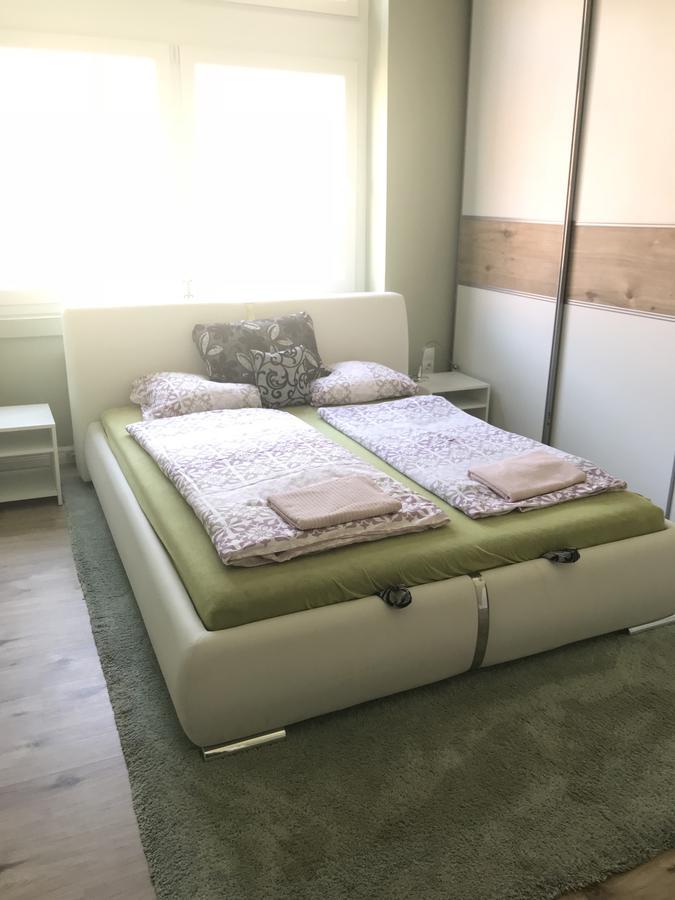 Gozsdu Glamour Apartment Budapest Exterior foto